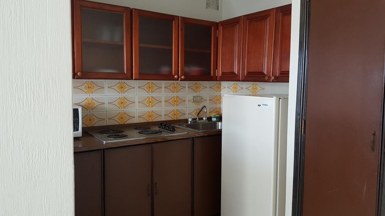 Apartment Business/Airport Area Guatemala City Exterior photo
